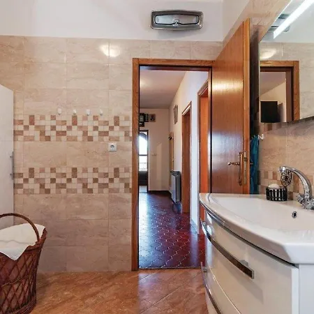 In Slivnica With Private Pool 아파트