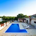 In Slivnica With Private Pool 公寓 *