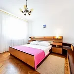 In Slivnica With Private Pool 公寓 珀塞达耶