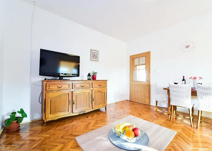 Апартаменты In Slivnica With Private Pool Поседарье